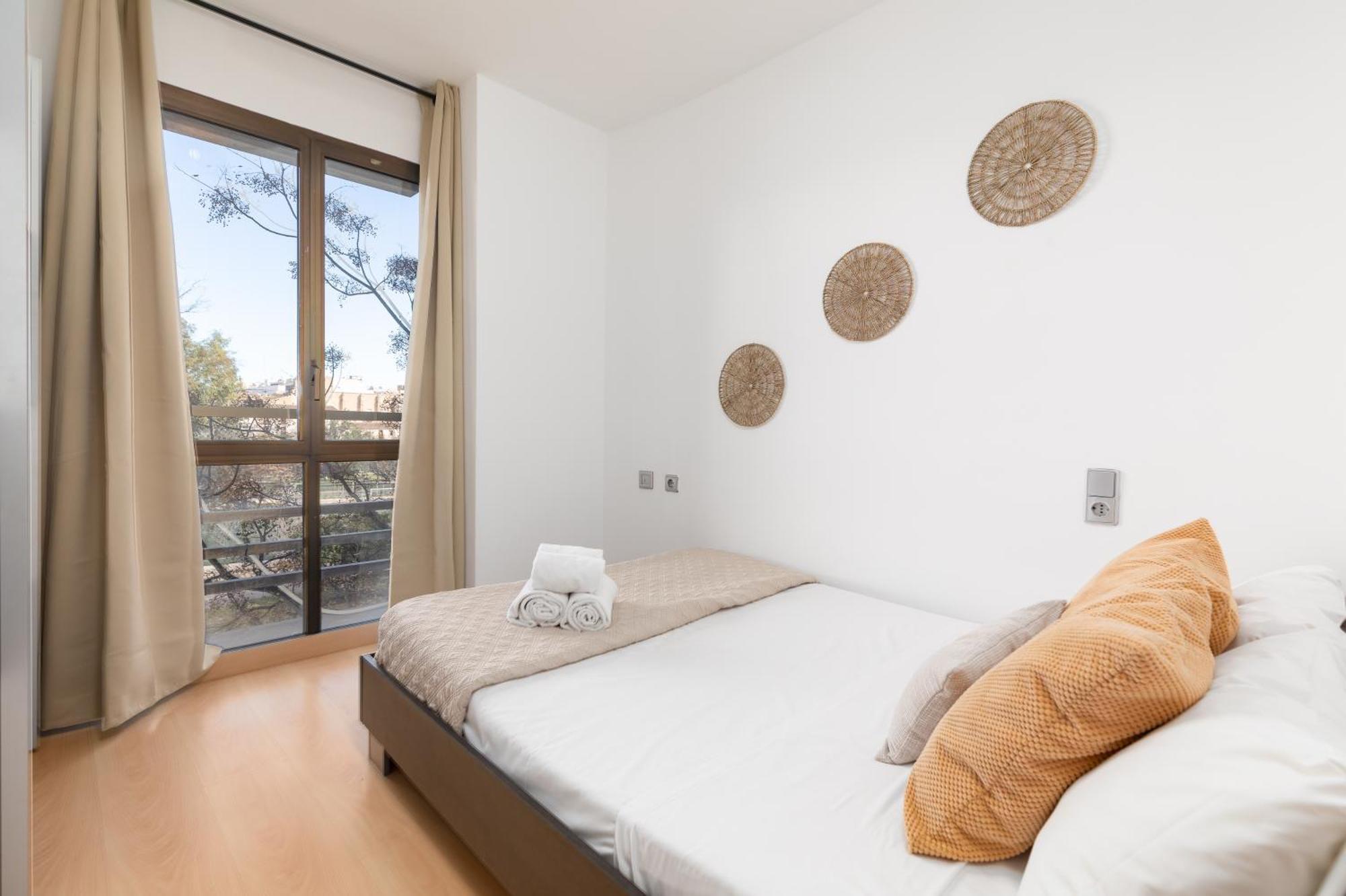 Travel Habitat Torres De Serrano Valencia Exterior photo